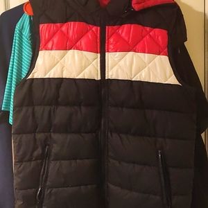 Reversible vest detachable hood size medium perfect for any weather